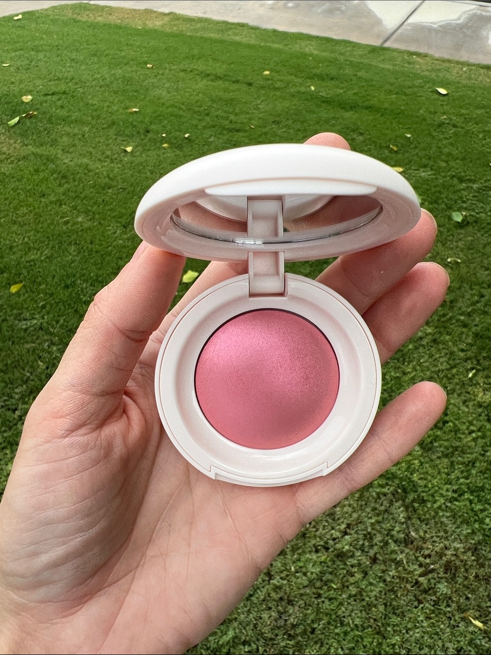 ๐NWT | RARE BEAUTY HAPPY Powder Blush ๐